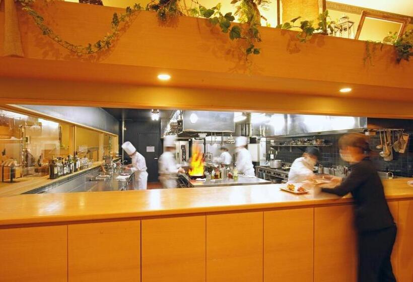 Hotel The West Hills Mito