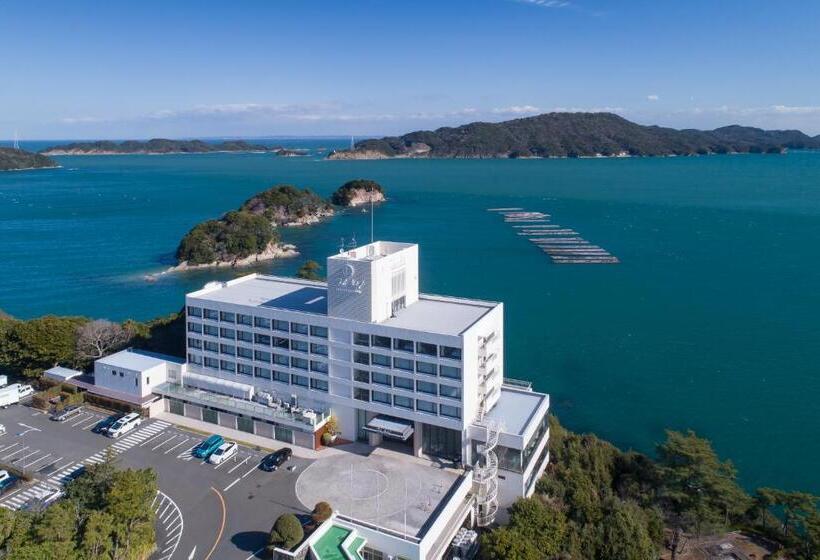 فندق Toba  International