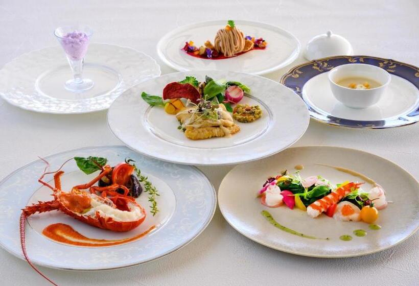 فندق Toba  International