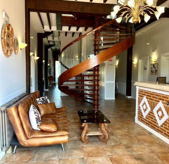 Отель Villa Maria