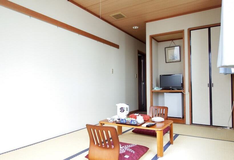 هتل Wakatake Ryokan