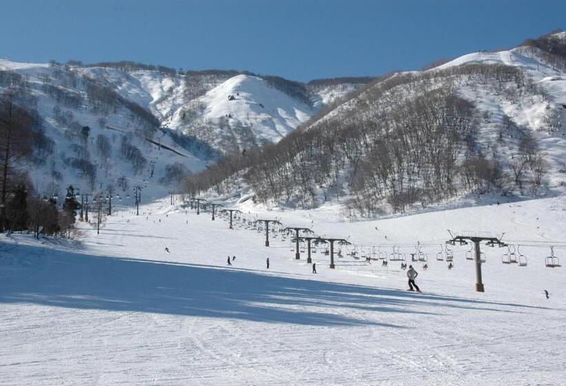 K S House Hakuba Alps Travelers Hostel