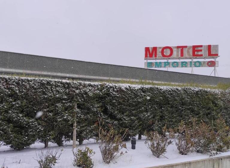 Motel Emporio