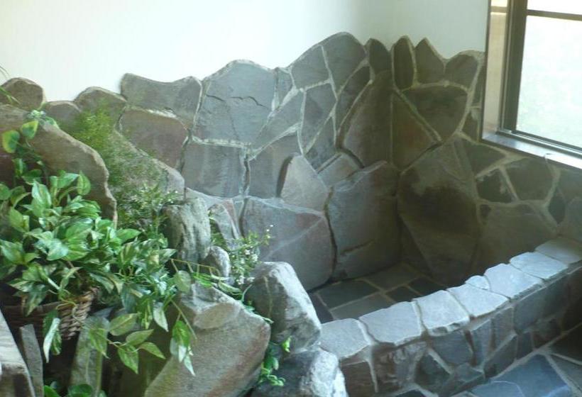 Nikko Suginamiki Youth Hostel