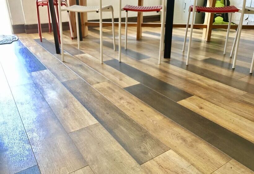 Nikkosan Backpackers Inn   Hostel