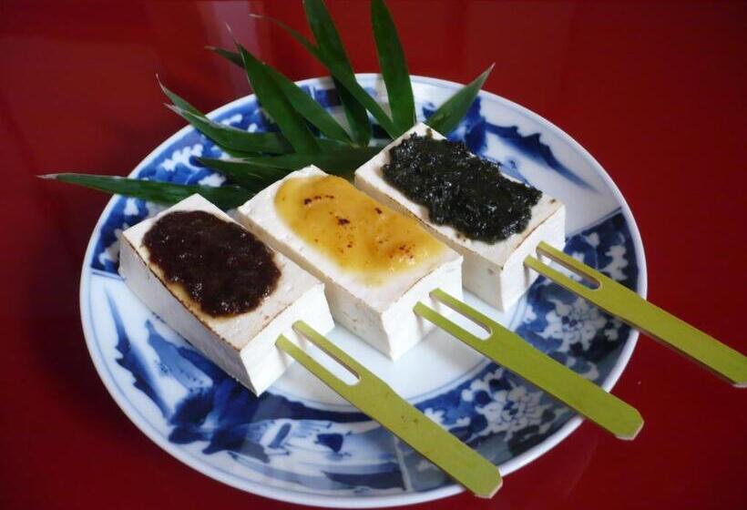 료칸 Gokayama Onsen Akaokan