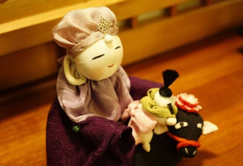 Ryokan Kutsuroginoya Yuu