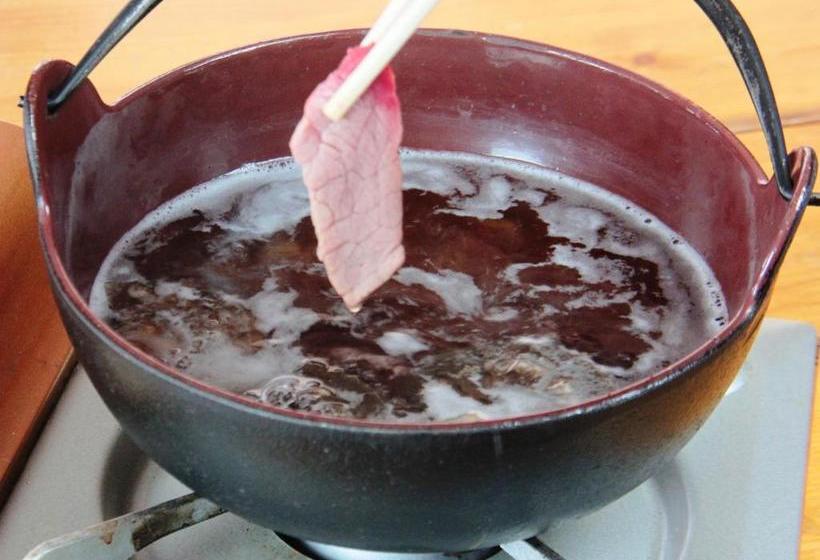 ریوکان Marunaka Lodge