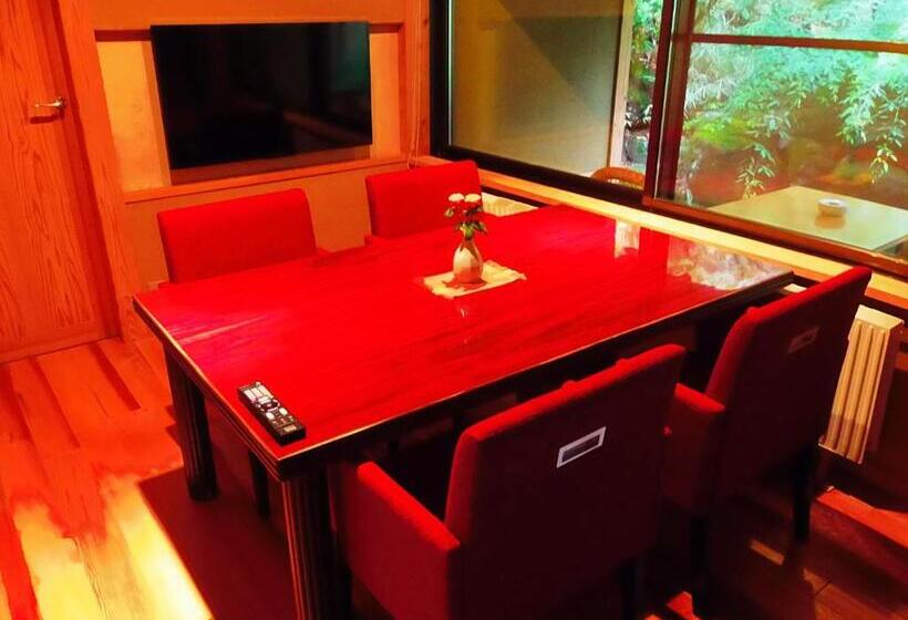 ريوكان Meigetsuso