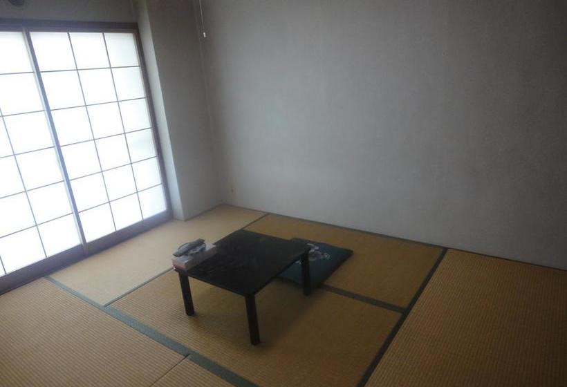 Ryokan Tanada