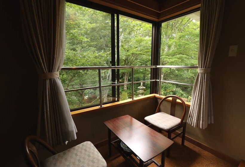 旅館 Teiensaryo Yamanakako