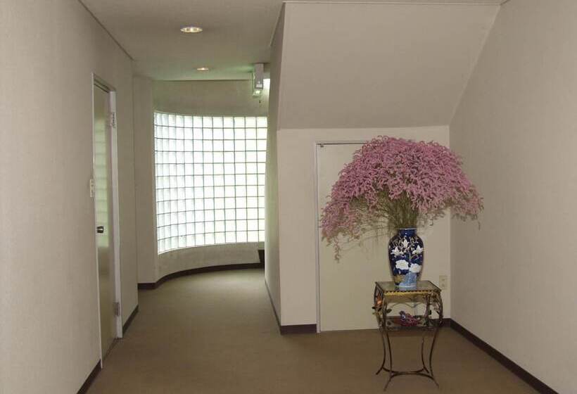 旅館 Teiensaryo Yamanakako