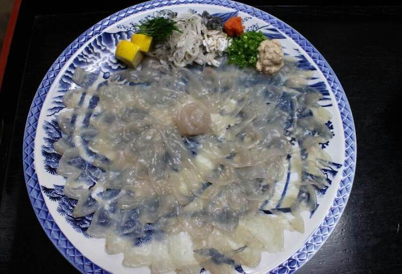 료칸 Yufuin Sanso Waremokou