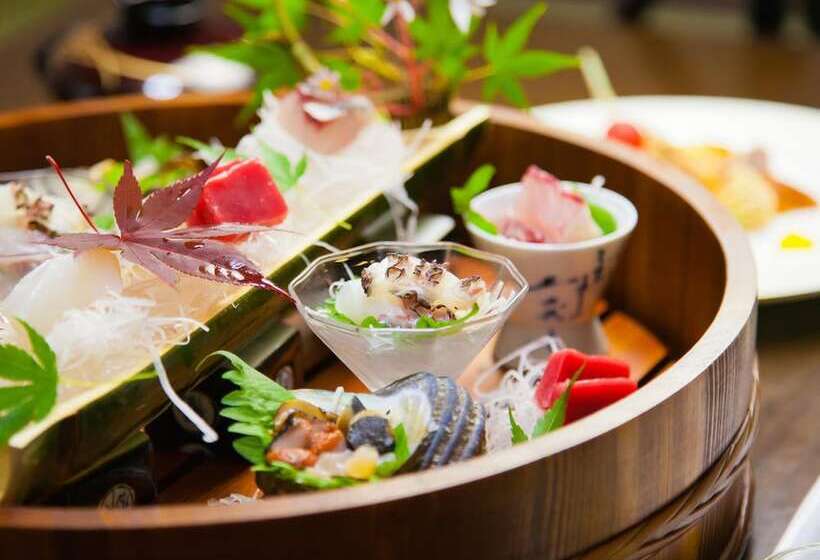 료칸 Yufuin Sanso Waremokou