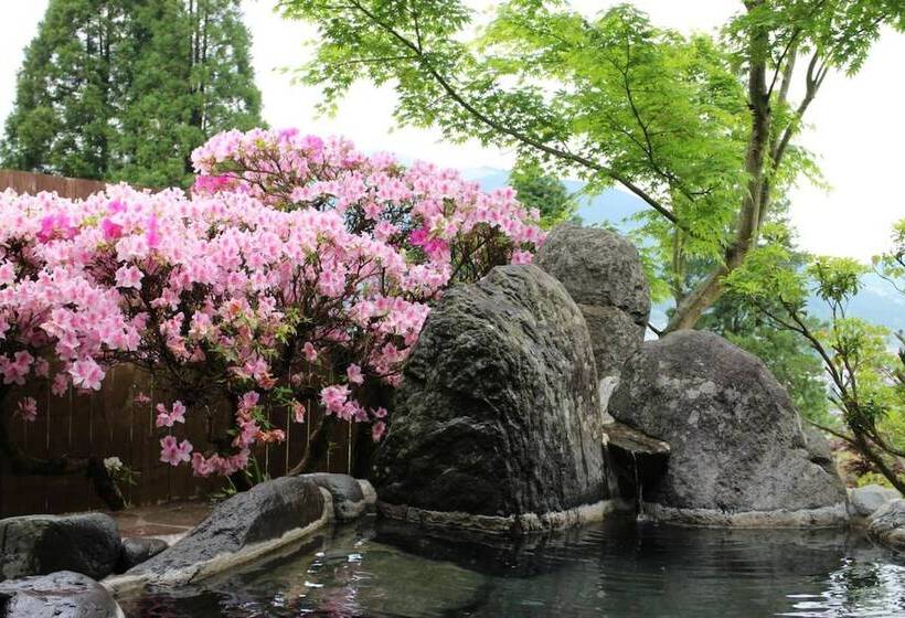 료칸 Yufuin Sanso Waremokou