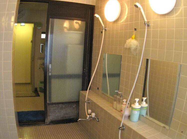 Shimayado Gettouya   Hostel