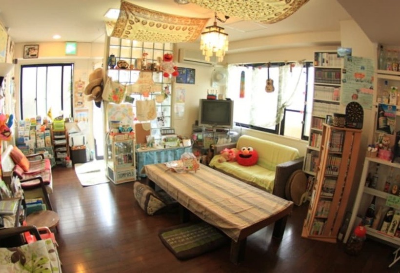 Shimayado Gettouya   Hostel