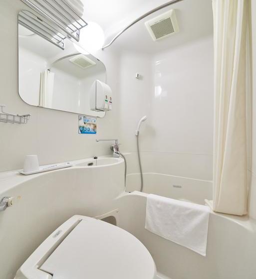 فندق Super  Midousuji Line Esaka