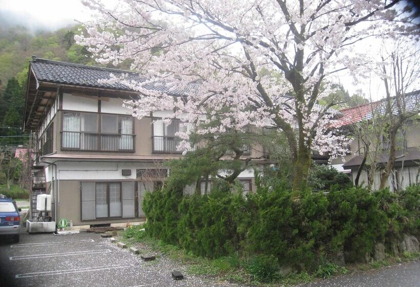 富山県 よしのや旅館