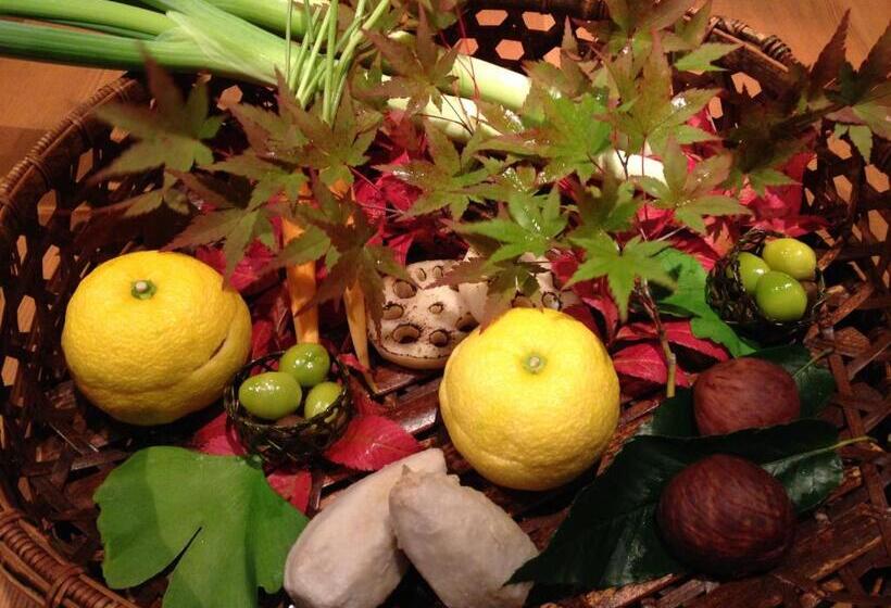 Yuzuya Ryokan   Adult Only