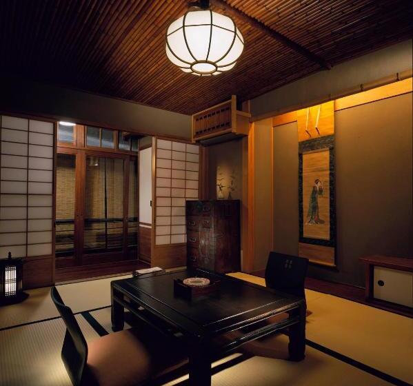 Yuzuya Ryokan   Adult Only