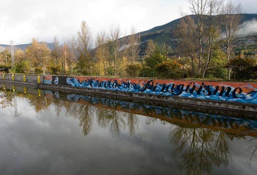 Alberg Escola De Piragüisme De Sort