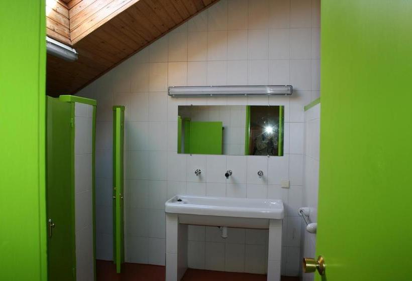 Alberg Escola De Piragüisme De Sort