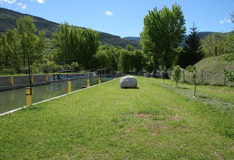 Alberg Escola De Piragüisme De Sort