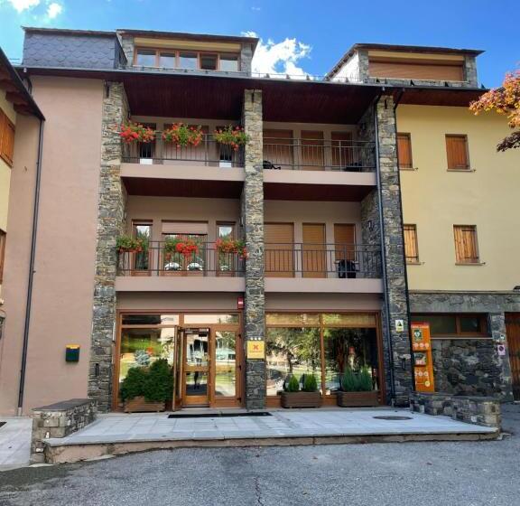 Alberg La Molina Xanascat