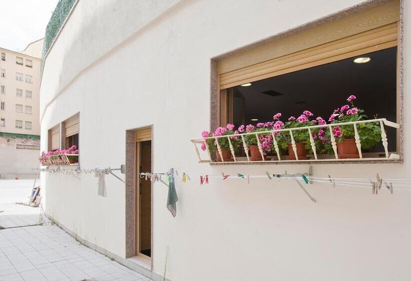 Albergue Albas   Hostel