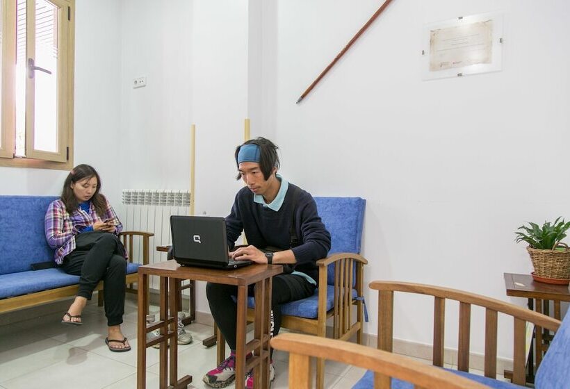 Albergue Albas   Hostel
