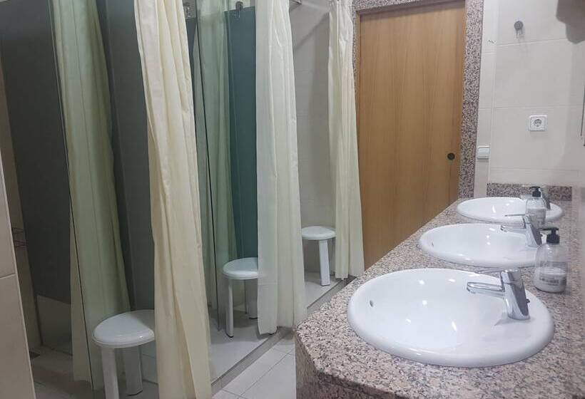 Albergue Albas   Hostel