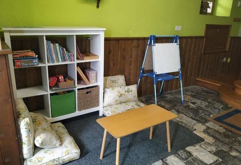 Albergue Ambiental De Beizama   Beizamako Aterpetxea