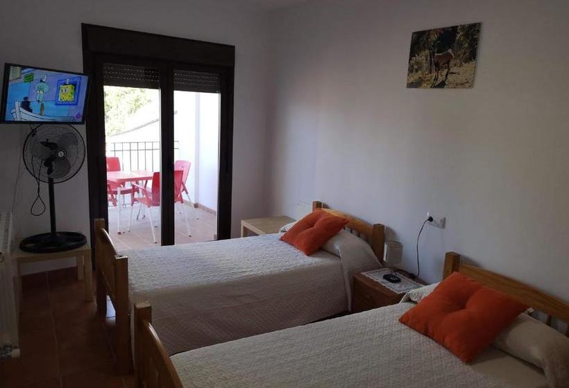 호스텔 Aula Naturaleza Cazorla