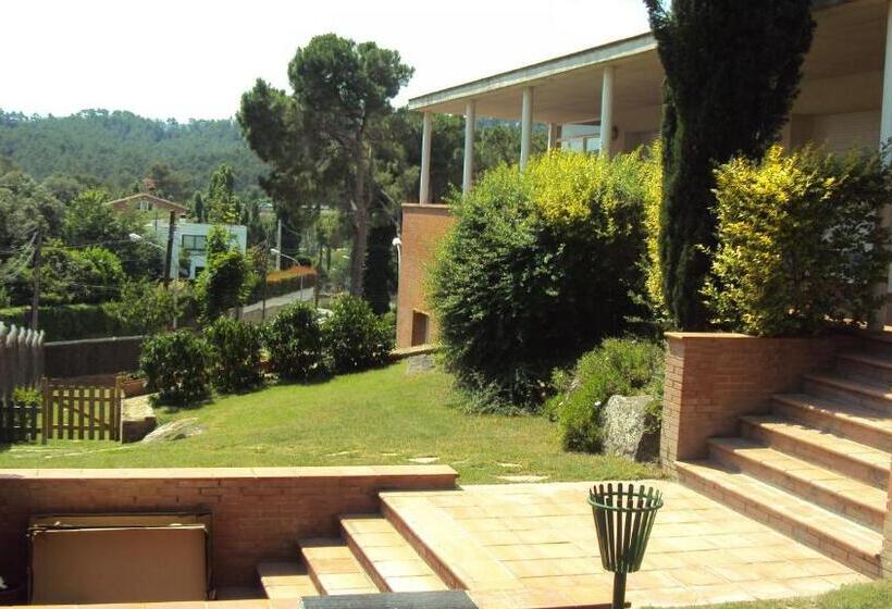 הוסטל B&b Inés