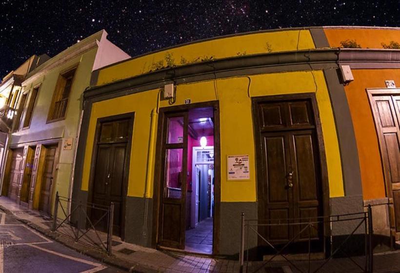 ユースホステル B&b La Laguna