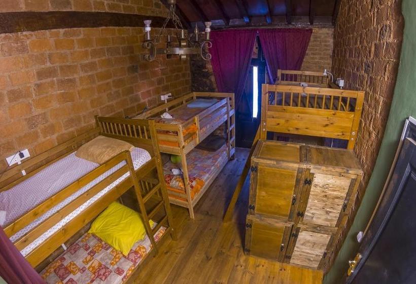 ユースホステル B&b La Laguna