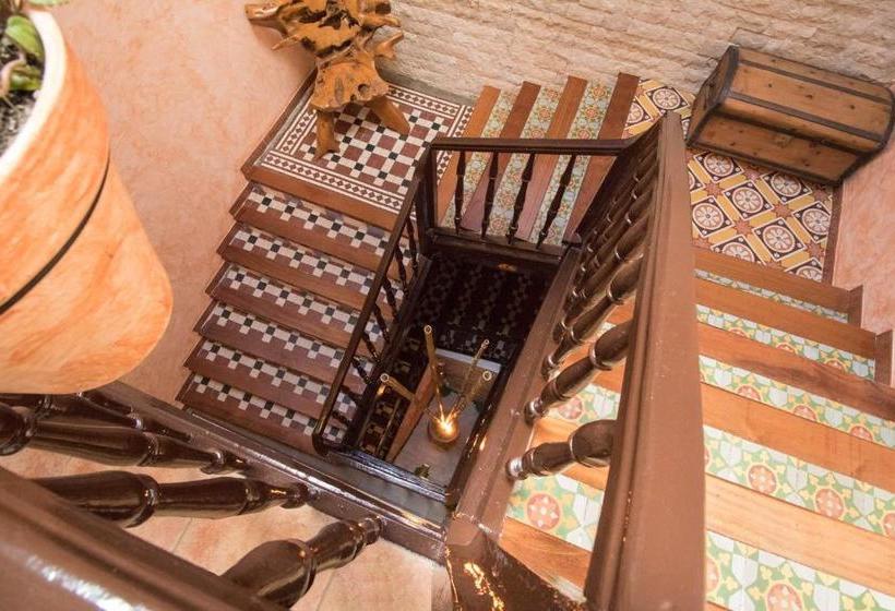 Albergue Cuatro Cantones