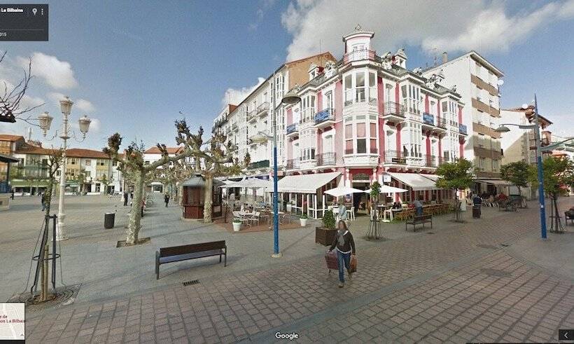 Albergue De Peregrinos La Bilbaina   Hostel