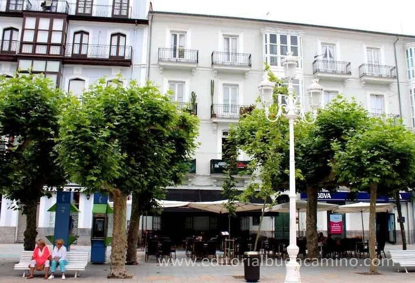 Albergue De Peregrinos La Bilbaina   Hostel