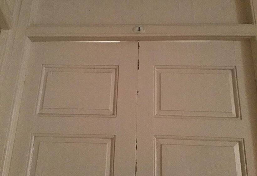 Albergue De Peregrinos La Bilbaina   Hostel