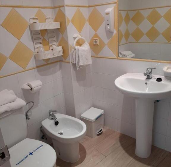 Общежитие Hostal Casandra Antiguo Hostal Los Valencianos