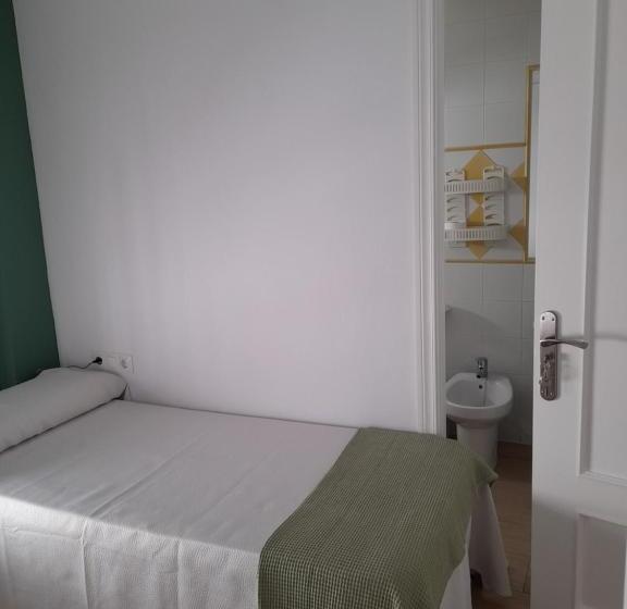 Общежитие Hostal Casandra Antiguo Hostal Los Valencianos