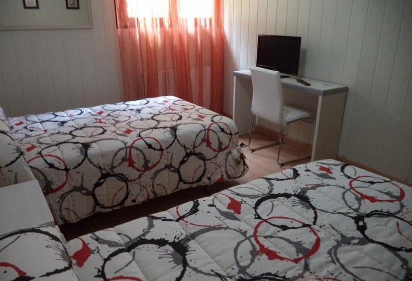 Albergue De Peregrinos A Santiago