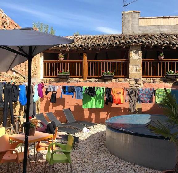 ユースホステル Casa Magica Villatuerta