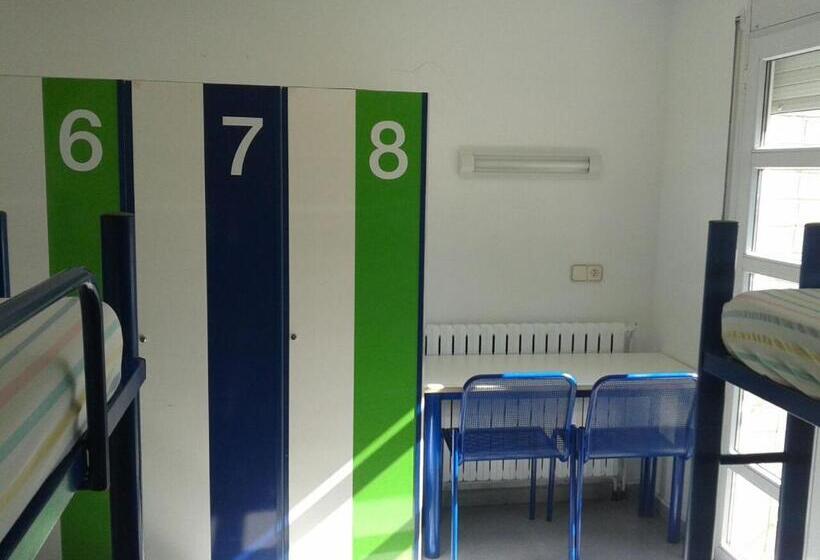 호스텔 La Seu D Urgell Xanascat