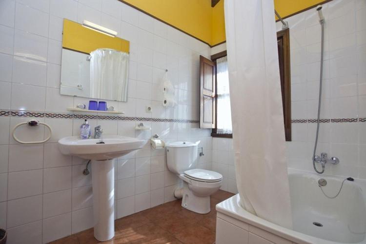 Общежитие Posada Los Taranos