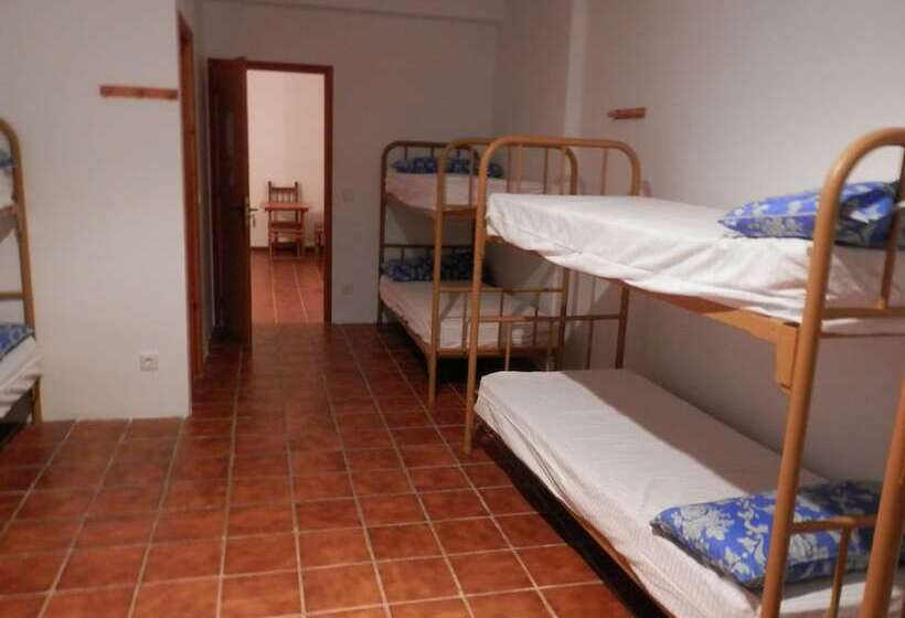 Albergue Restaurante Salto De Bierge   Hostel