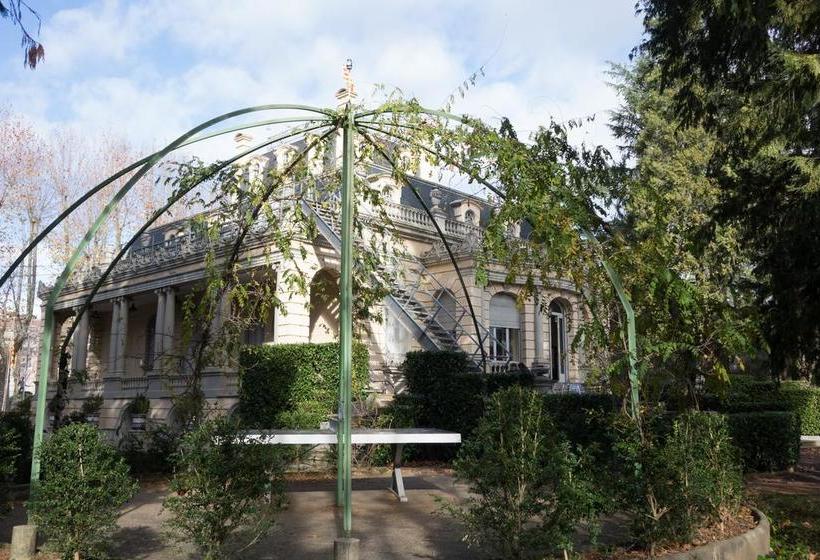 Alberg Olot Xanascat