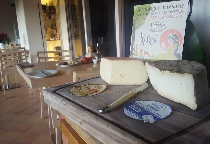 B&b La Rectoria De Sant Miquel De Pineda